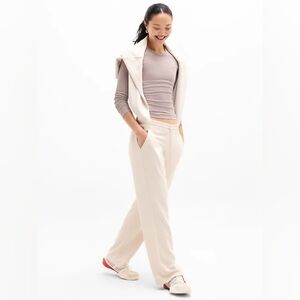 Athleta Seasoft Mid Rise Straight Pant size L/T